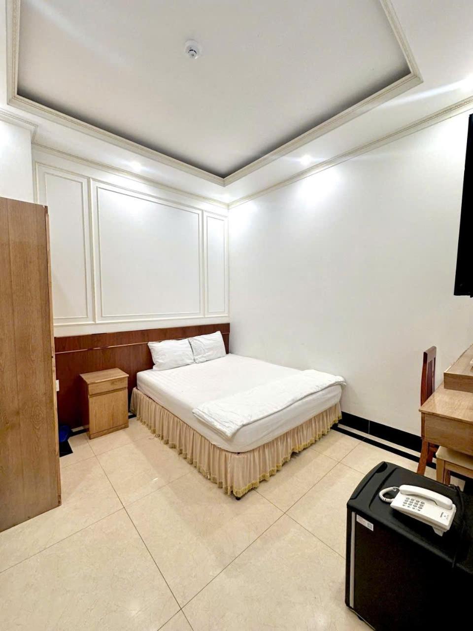 Phung Hoang Vu Hotel Bac Lieu Exterior photo