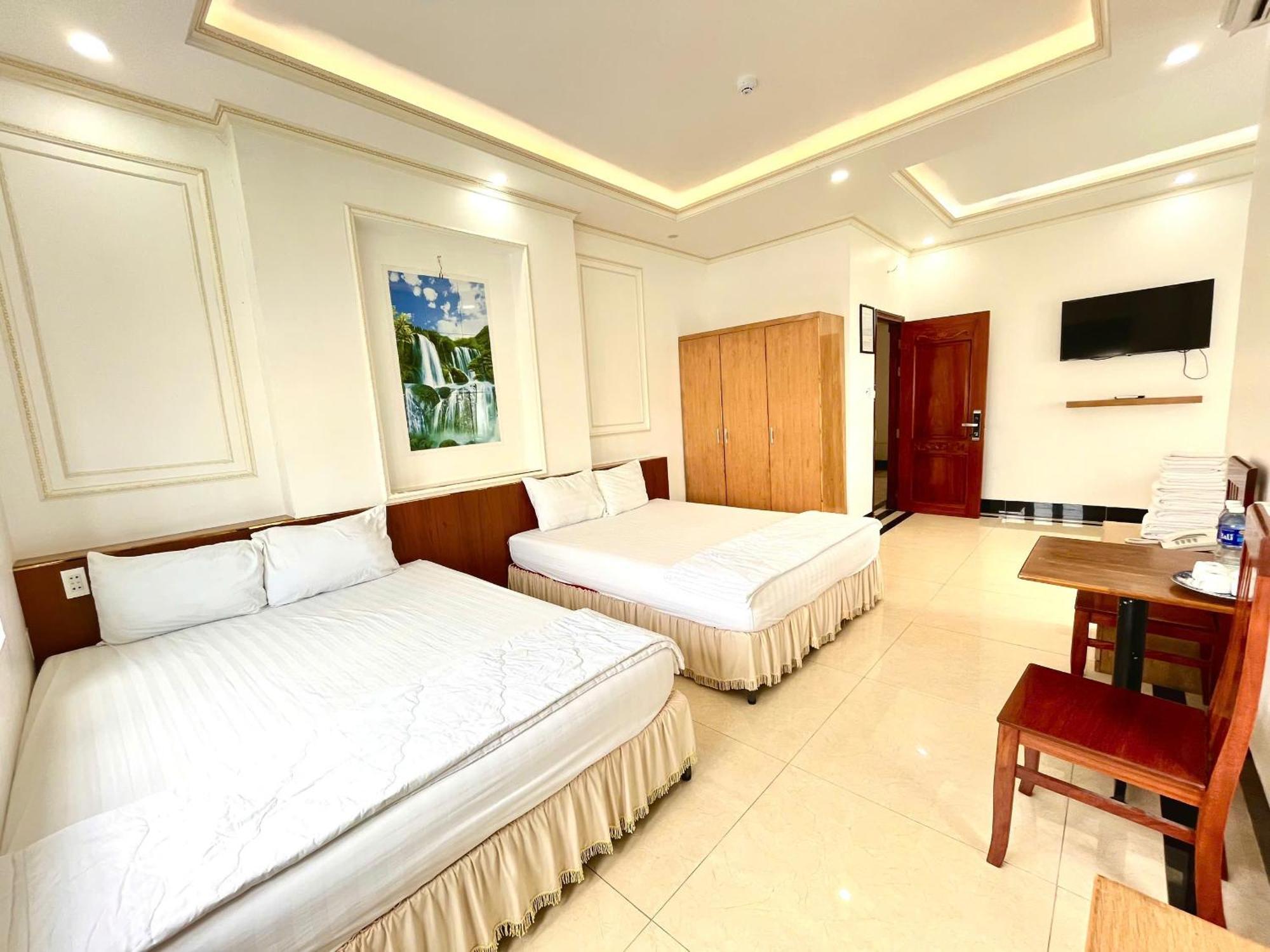Phung Hoang Vu Hotel Bac Lieu Exterior photo