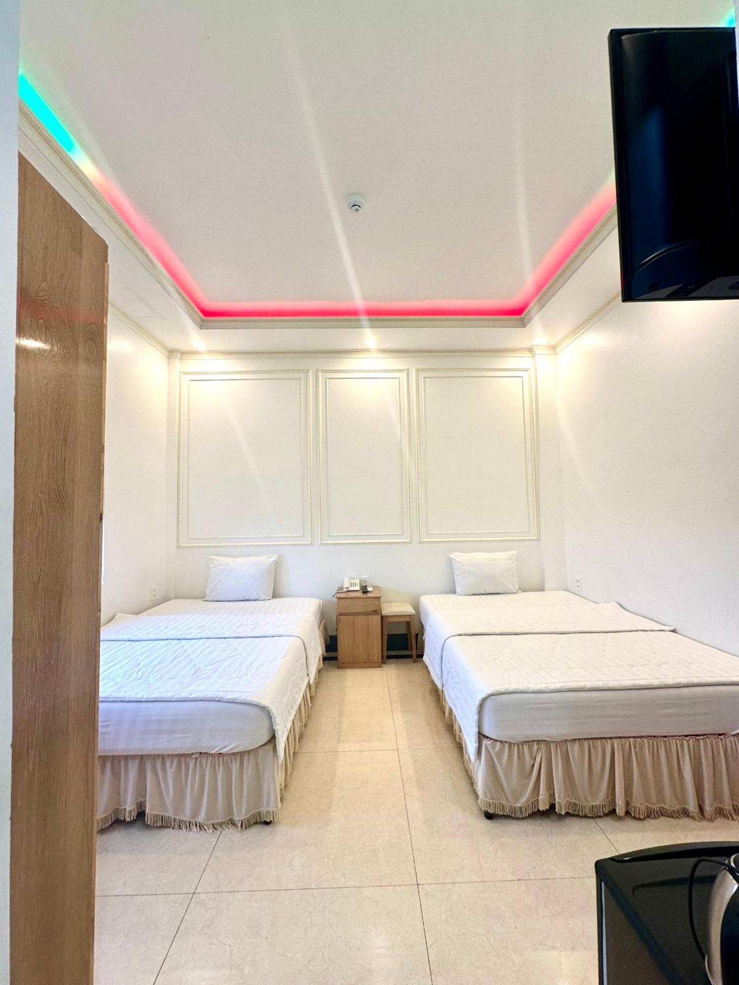 Phung Hoang Vu Hotel Bac Lieu Exterior photo