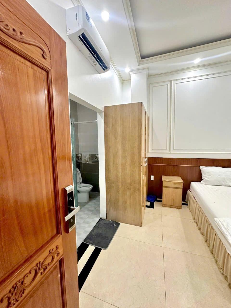 Phung Hoang Vu Hotel Bac Lieu Exterior photo