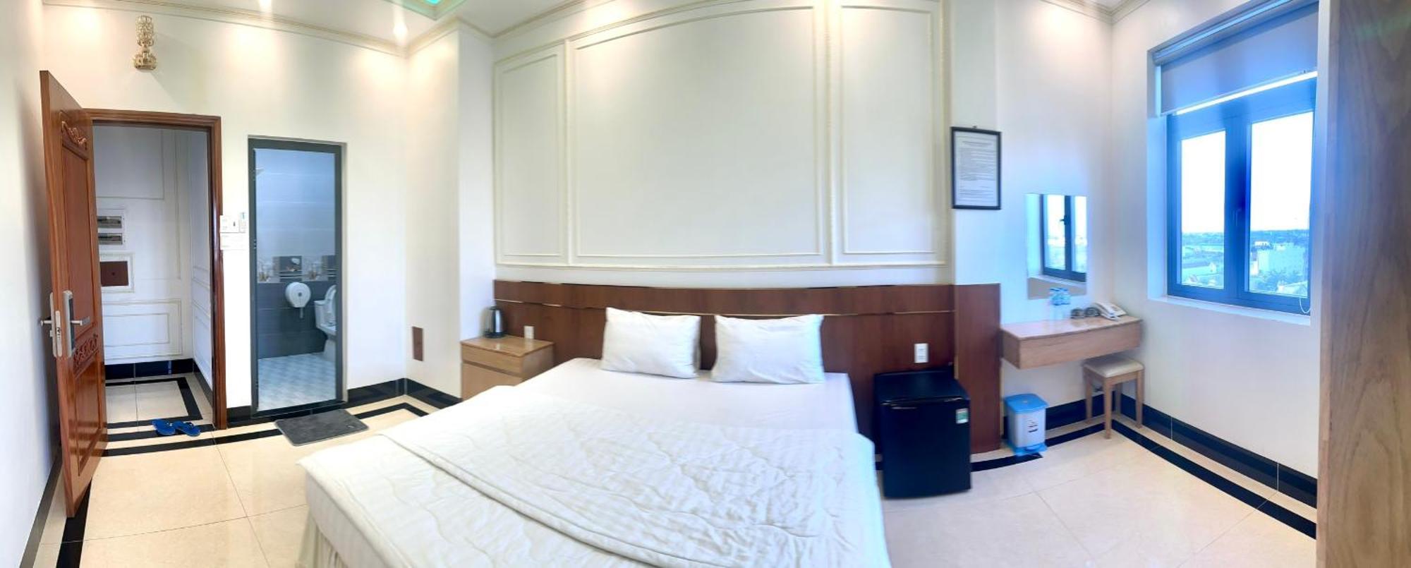Phung Hoang Vu Hotel Bac Lieu Exterior photo