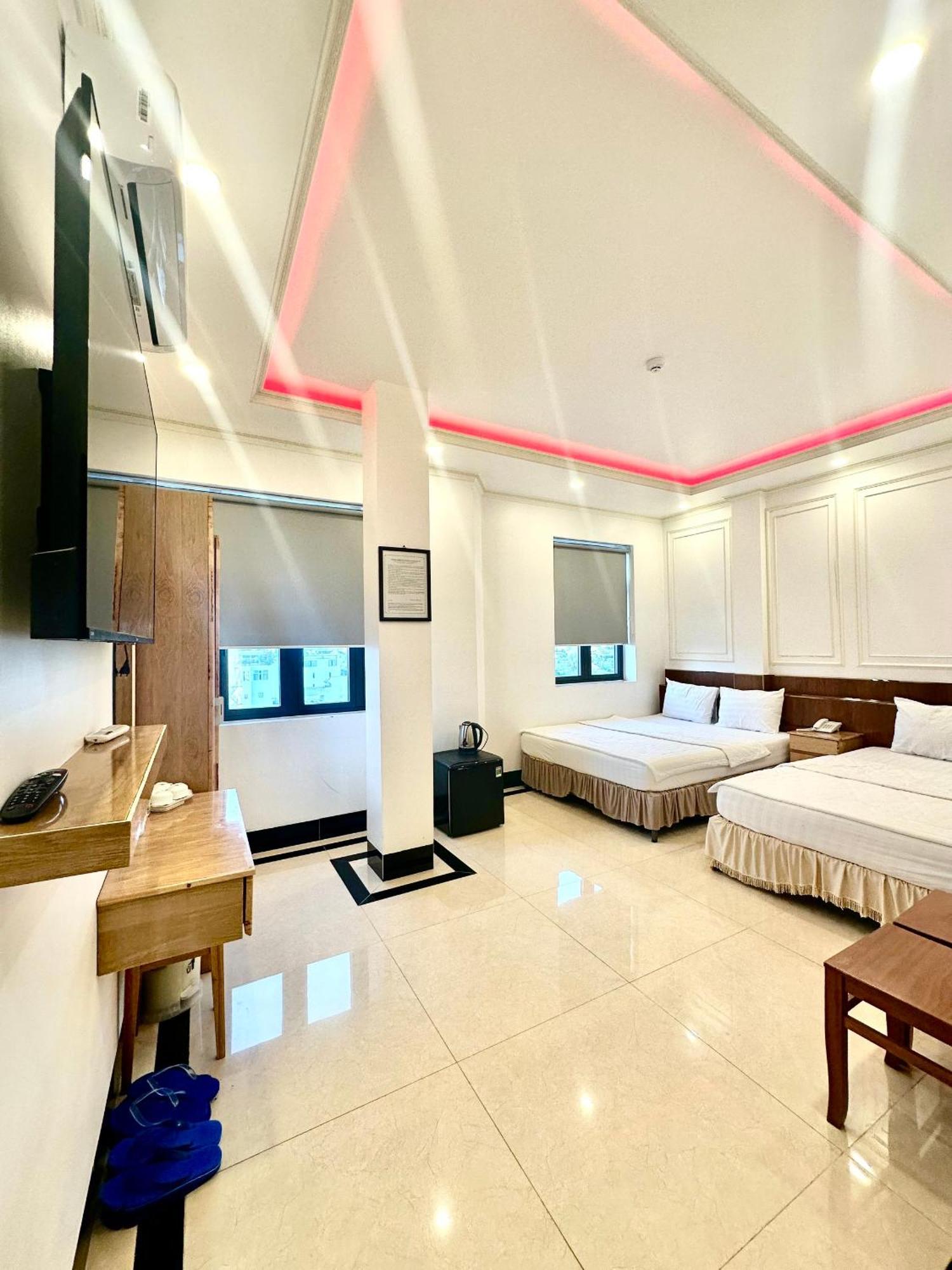 Phung Hoang Vu Hotel Bac Lieu Exterior photo